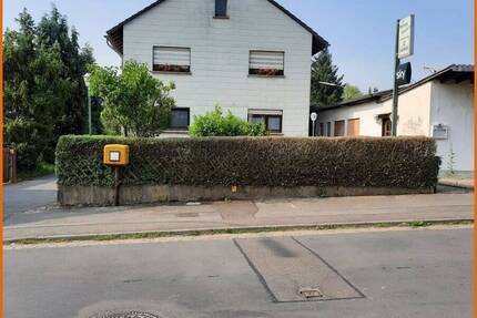 Innerstädtische Entwicklungsfläche o. 2 Familienwohnhaus mit Scheune ehem. Gaststätte Steinau Stadt 6 zimmer