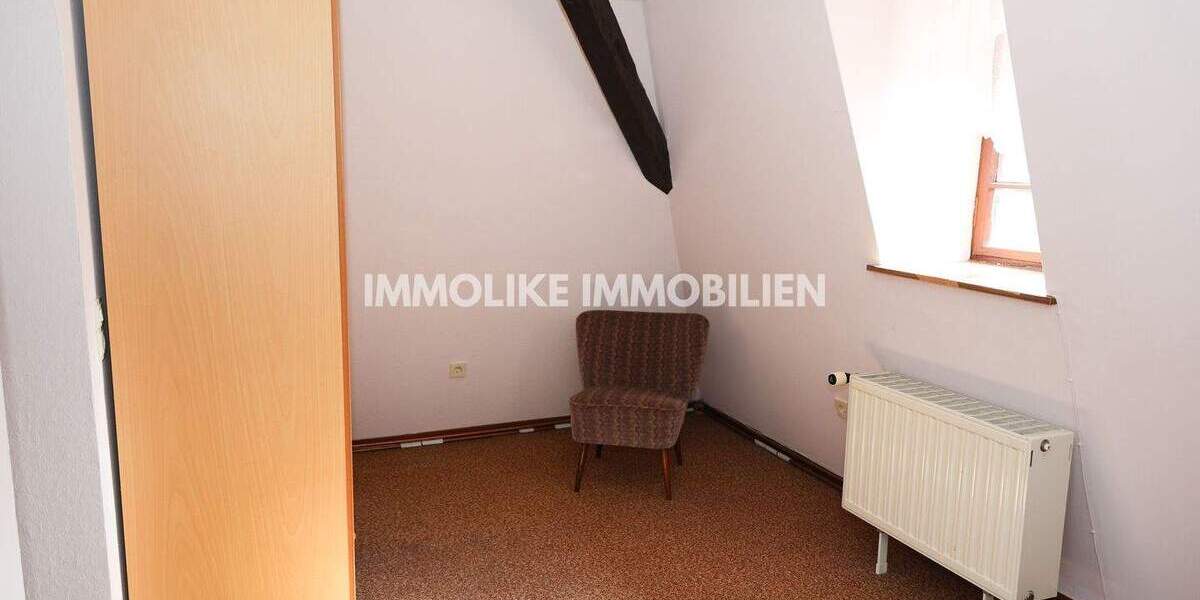Mehrfamilienhaus, Wohnhaus Steinau an der Straße Steinau - 8 Zimmer, 207 m&sup2;, 239.000&euro; | Angebot:25845730