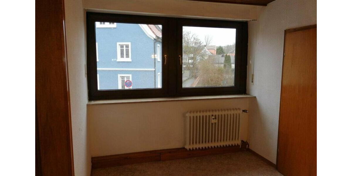 Etagenwohnung Würzburg Lindleinsmühle - 4 Zimmer, 90 m&sup2;, 880&euro; | Angebot:25367412