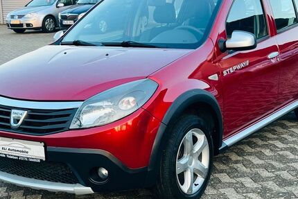 Dacia Sandero 115.000 km 4.790 &euro; Paderborn 33102