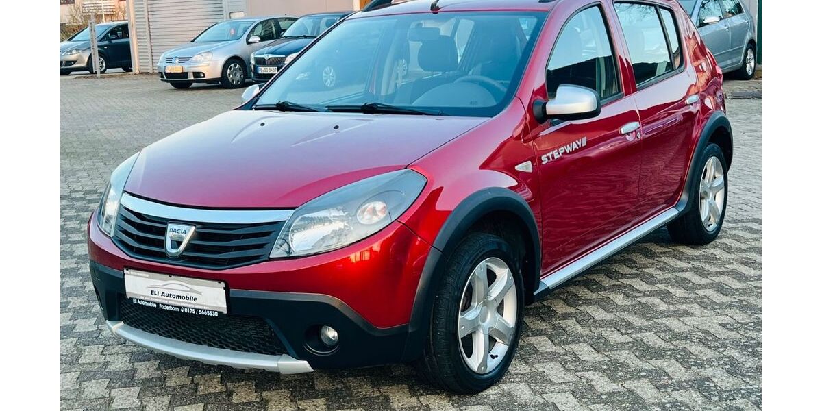 Dacia Sandero 115.000 km 4.790 &euro; Paderborn 33102