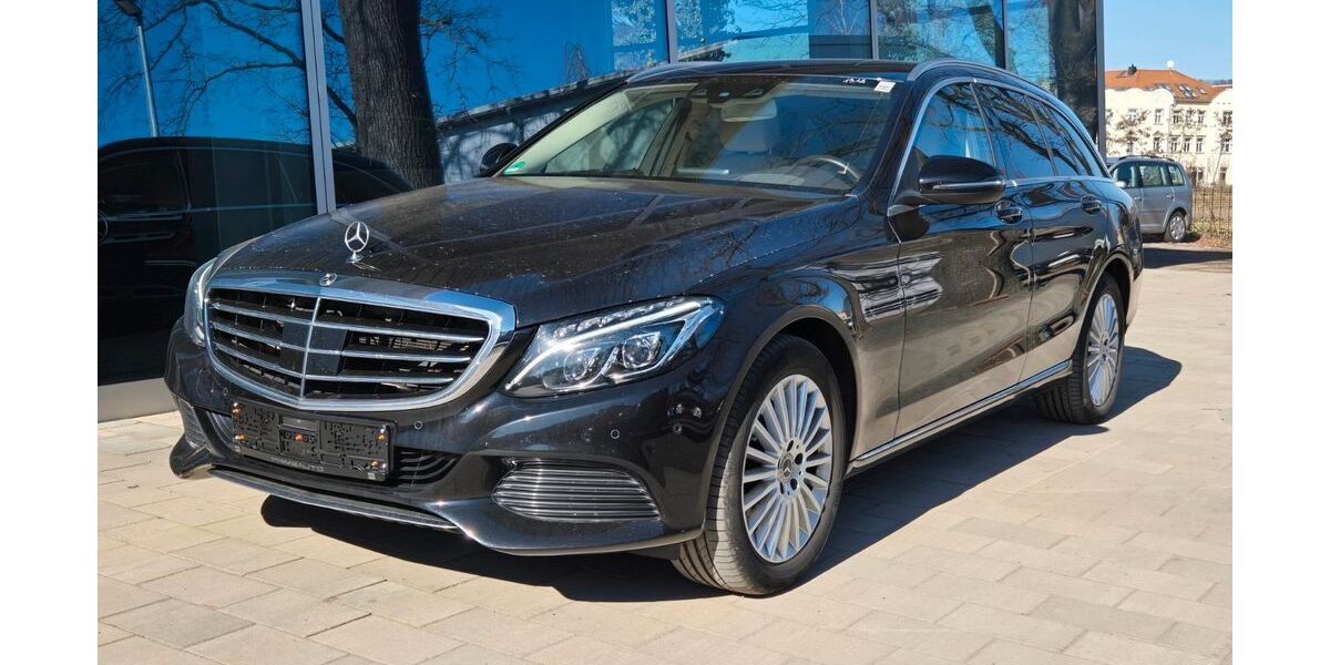 Mercedes-Benz C 250 132.400 km 19.990 &euro; Dresden 01139