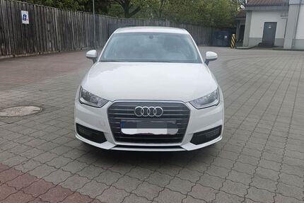 Audi A1 53.086 km 15.900 &euro; Ammersbek 22949
