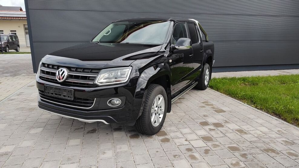 VW Amarok 99.867 km 23.800 € Landshut 84036