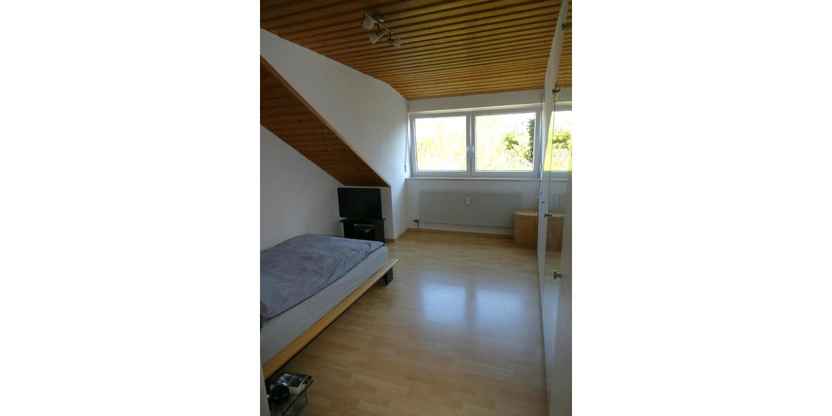 Dachgeschoßwohnung Straubing - 3 Zimmer, 65 m&sup2;, 170.000&euro; | Angebot:26337817