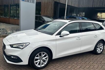 Seat Leon 99.990 km 19.490 € Weinbach 35796