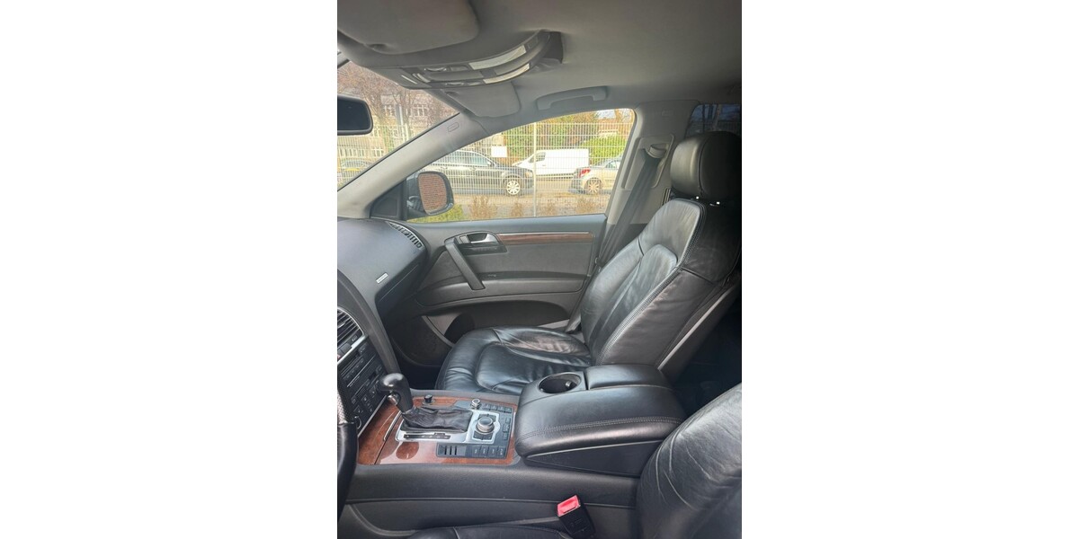 Audi Q7 317.300 km 4.800 &euro; Mülheim an der Ruhr 45468