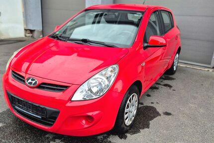 Hyundai i20 110.000 km 4.000 € Berlin 13435
