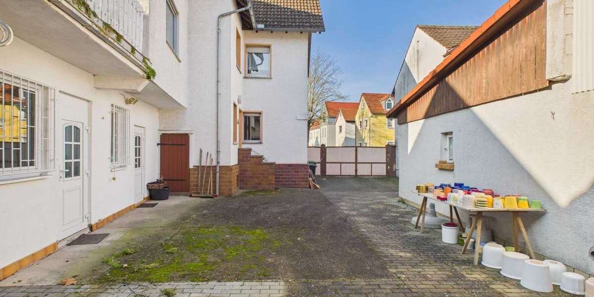 Einfamilienhaus Niederdorfelden - 10 Zimmer, 258 m&sup2;, 599.000&euro; | Angebot:26084980