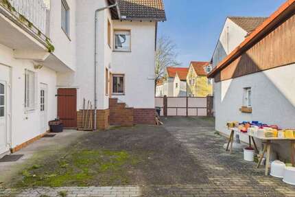 Haus Niederdorfelden - 10 Zimmer, 258 m&sup2;, 599.000&euro; | Angebot:26084980