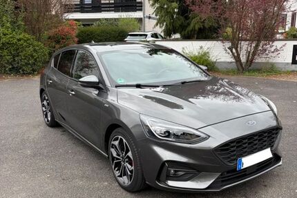 Ford Focus 30.000 km 16.400 &euro; Köln 51107