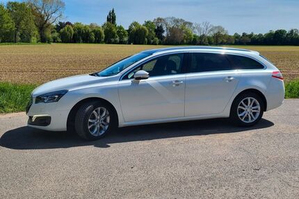 Peugeot 508 132.000 km 11.990 € Euskirchen 53881