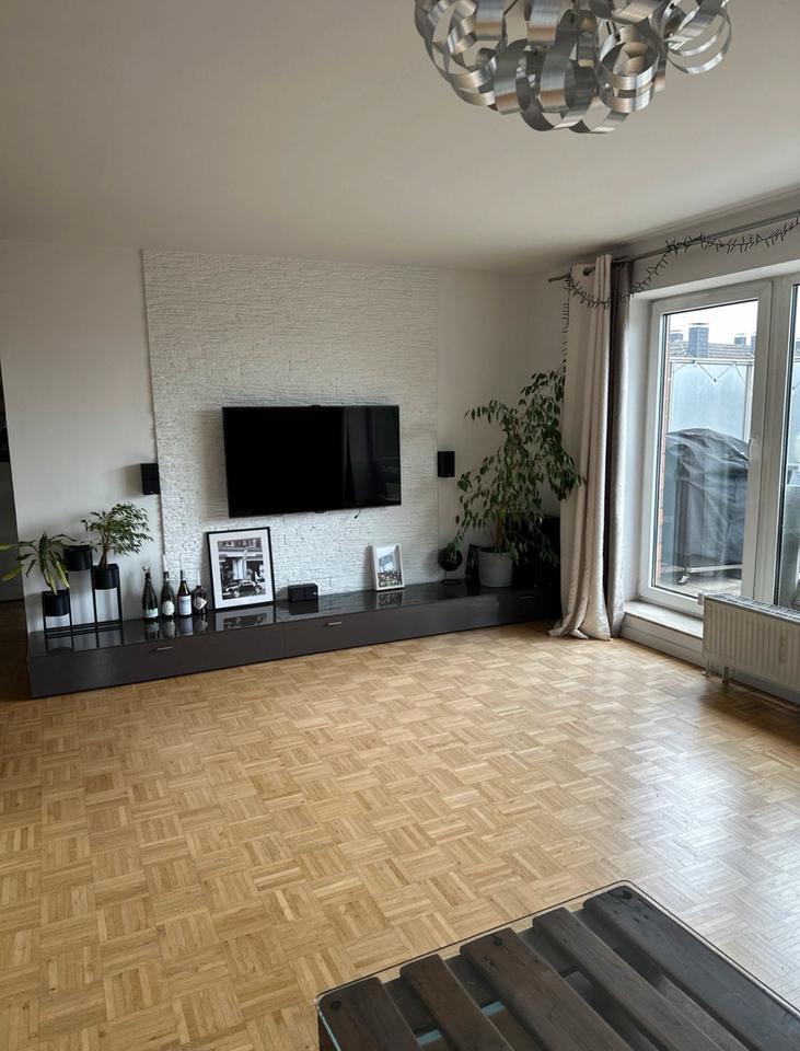 Großzügige 3,5-Zimmer-Wohnung mit Ausbaureserve zur Maisonette