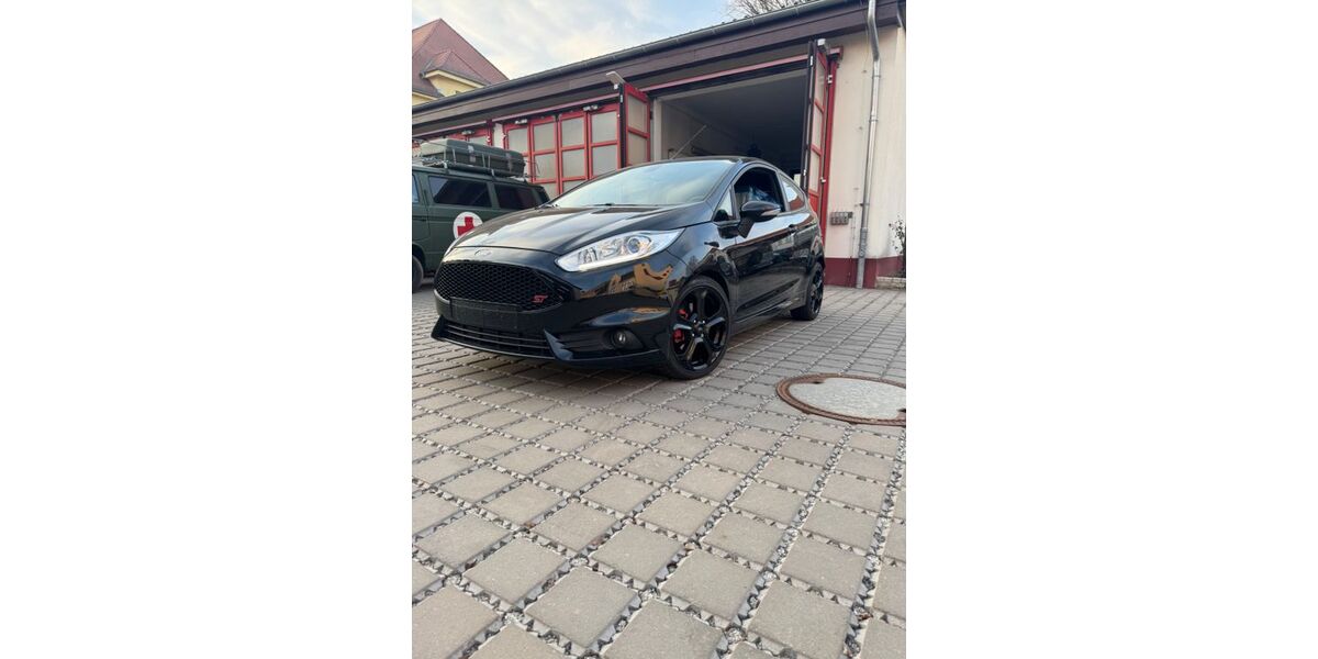 Ford Fiesta 55.812 km 11.990 &euro; Magdeburg 39124
