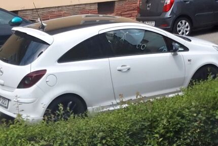 Opel Corsa 223.000 km 1.499 &euro; BENSHEIM 62645