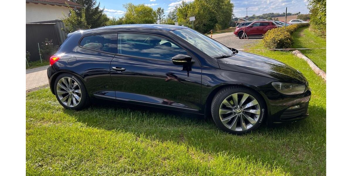 VW Scirocco 32.000 km 13.999 &euro; Medingen 01458