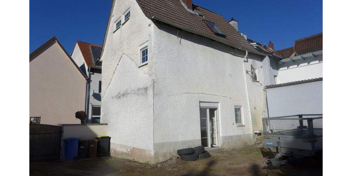Mehrfamilienhaus, Wohnhaus Gernsheim - 5 Zimmer, 135 m&sup2;, 219.000&euro; | Angebot:25678855