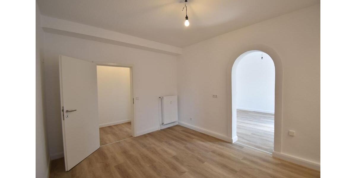 Etagenwohnung Duisburg Beeck - 5 Zimmer, 120 m&sup2;, 995&euro; | Angebot:24689415