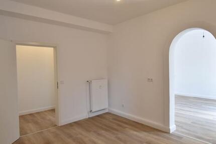 Wohnung Duisburg Beeck - 5 Zimmer, 120 m&sup2;, 995&euro; | Angebot:24689415