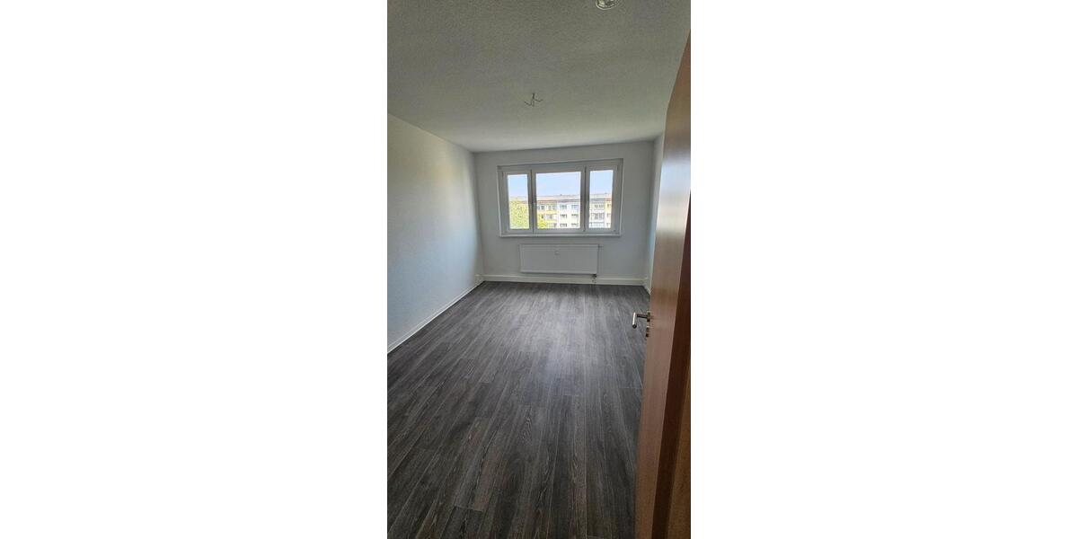 Etagenwohnung Zittau - 4 Zimmer, 70 m&sup2;, 412&euro; | Angebot:26490328