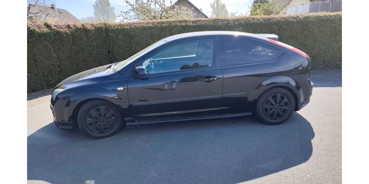 Ford Focus 200.600 km 800 &euro; Steinheim 32839
