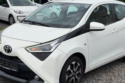 Toyota Aygo (X) 90.000 km 7.350 &euro; Essen 45307