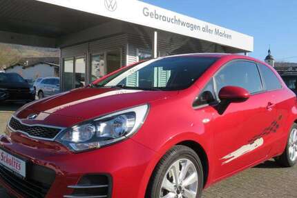 Kia Rio 65.737 km 7.990 &euro; Mehring 54346