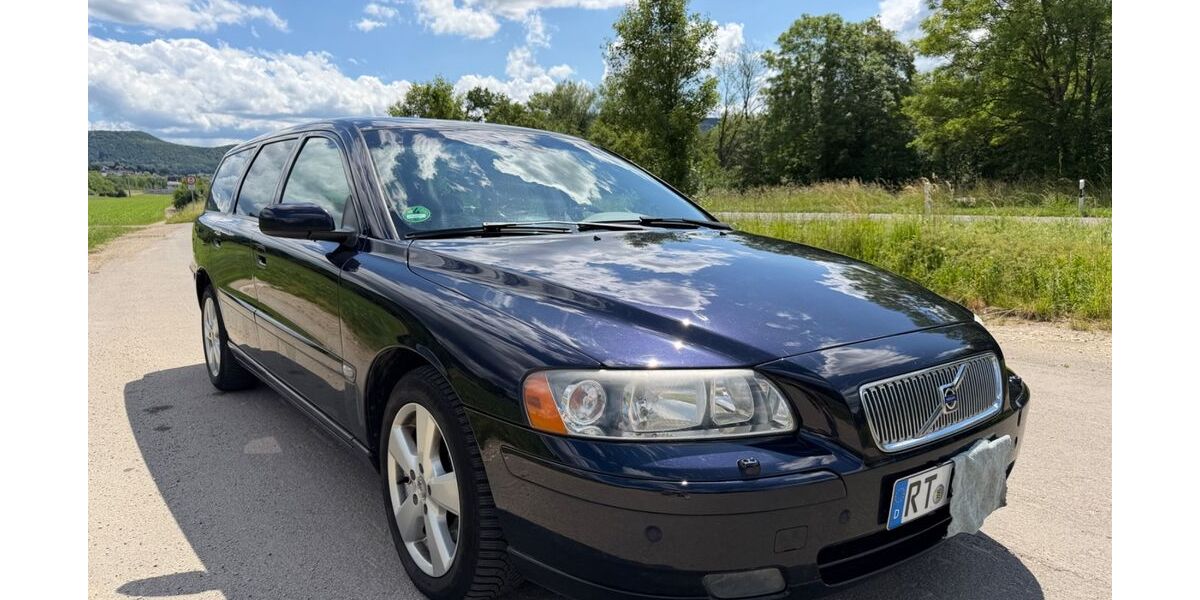 Volvo V70 130.641 km 8.950 &euro; Erkenbrechtsweiler 73268