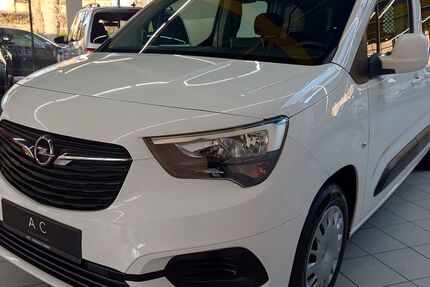 Opel Combo Life 129.000 km 11.980 &euro; Coswig (Anhalt) 06869