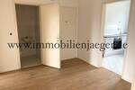 Fußnähe zum RKZ Farmsen - Modernsierte EckWohnung mit Balkon - Gäste-WC - Am Wanderweg Berner Au
