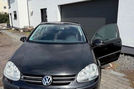 VW Golf 242.071 km 1.500 &euro; Ransbach-Baumbach 56235
