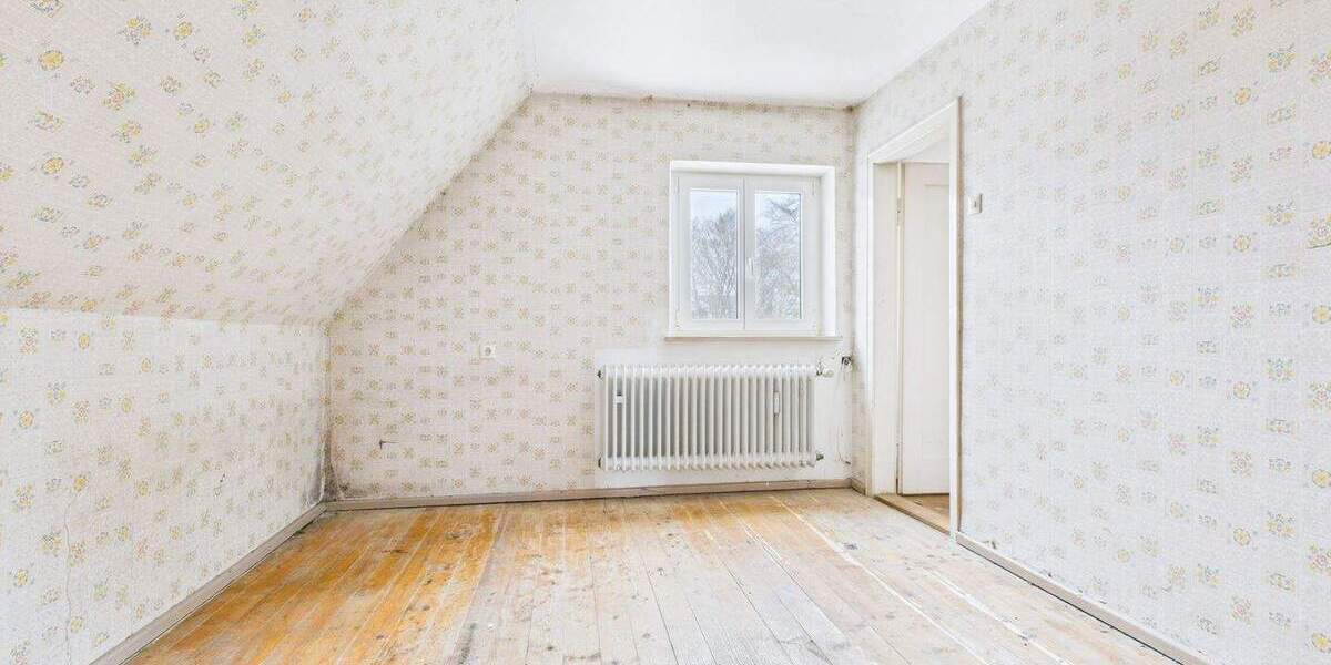 Mehrfamilienhaus, Wohnhaus Augsburg Haunstetten - 9 Zimmer, 219 m&sup2;, 895.000&euro; | Angebot:25736018