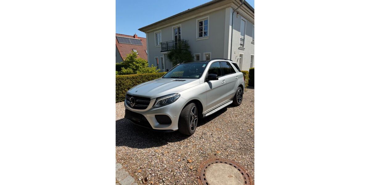 Mercedes-Benz GLE 350 89.000 km 42.900 &euro; Wohltorf 21521