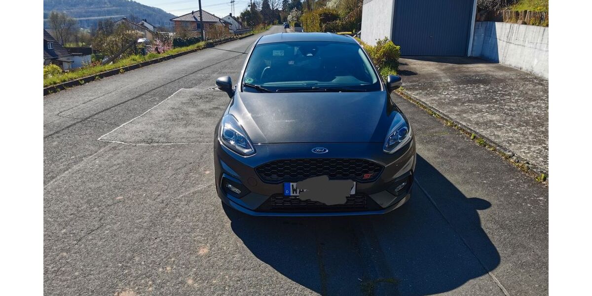 Ford Fiesta 100.452 km 15.800 &euro; Edertal 34549