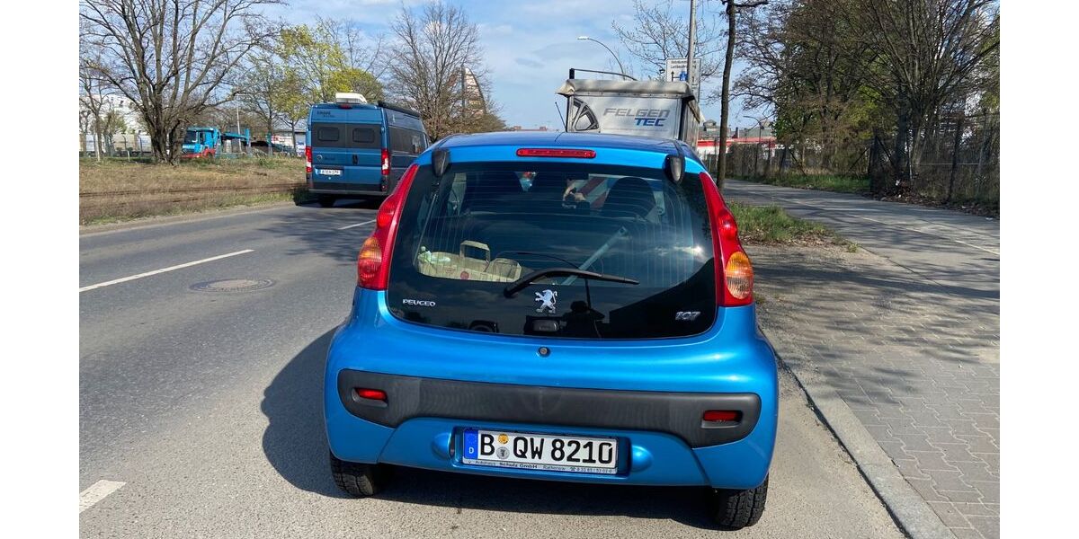 Peugeot 107 49.500 km 3.000 &euro; Berlin 13589