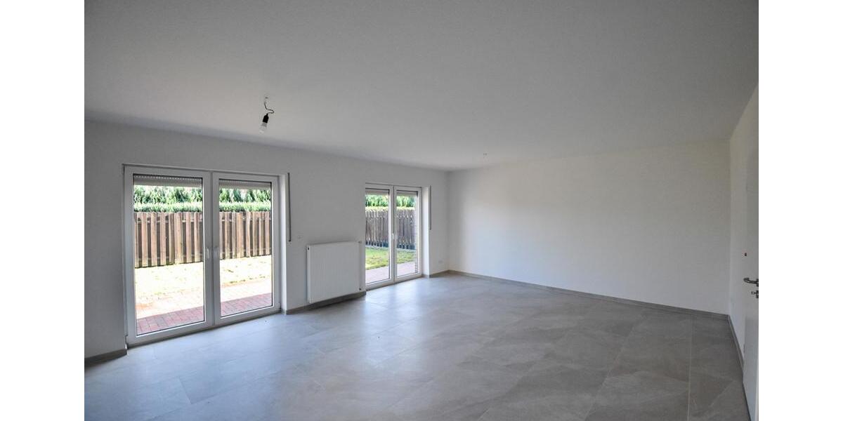 Großzügige Doppelhaushälfte mit Einbauküche und Garage in ruhiger Lage in der Stadt Friesoythe 6 zimmer