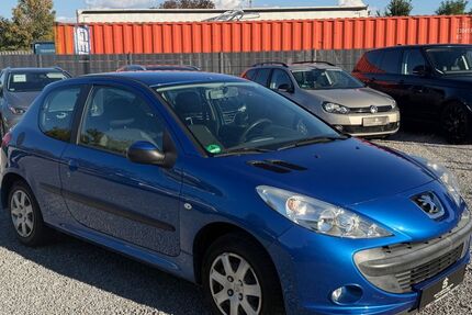 Peugeot 206 48.000 km 2.699 &euro; Sachsenheim 74343