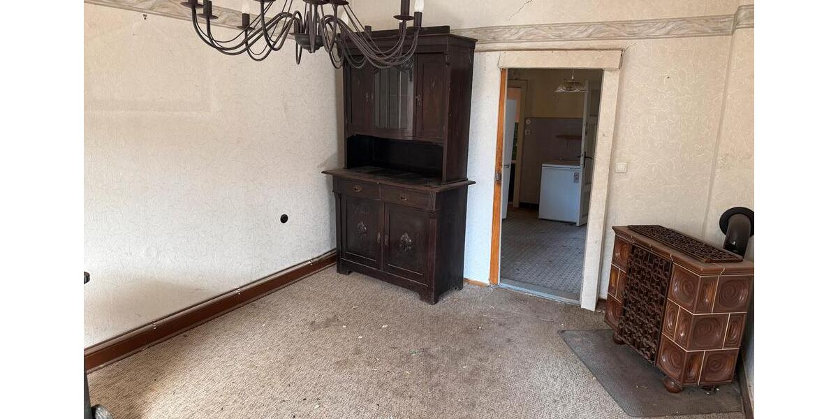Einfamilienhaus Neuhaus (Oste) - 10 Zimmer, 145 m&sup2;, 75.000&euro; | Angebot:25987642