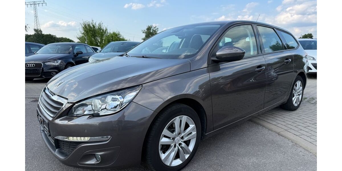 Peugeot 308 105.000 km 5.700 &euro; Wildau 15745
