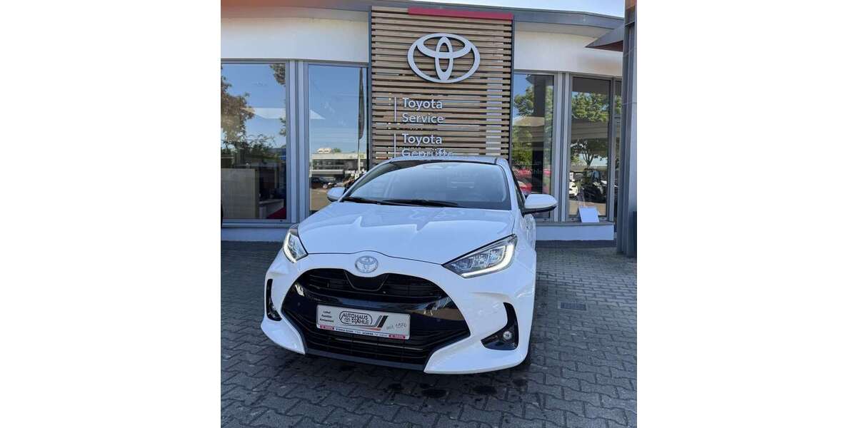 Toyota Yaris 1.985 km 24.990 &euro; Achern 77855