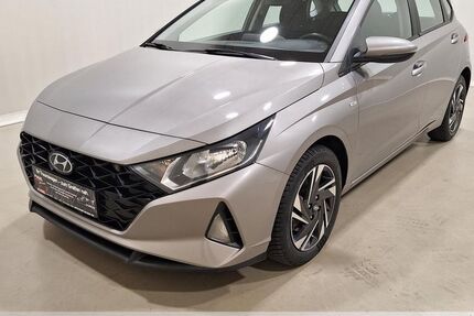Hyundai i20 81.240 km 10.899 &euro; Dresden 01157