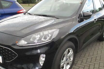 Ford Kuga 65.000 km 17.990 &euro; Dessau-Roßlau 06847