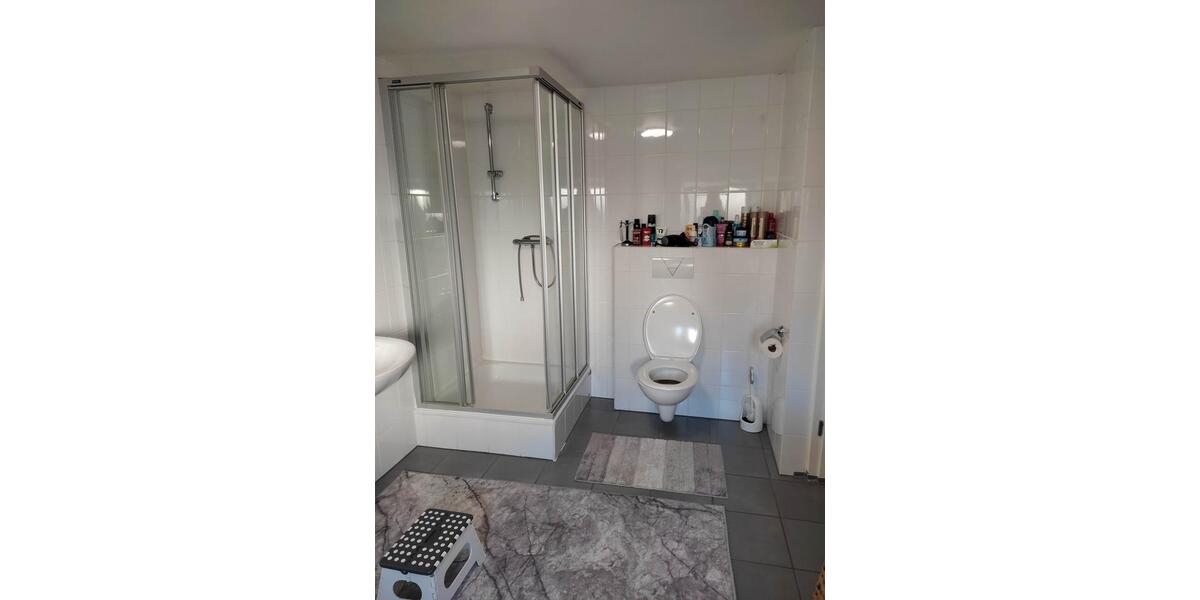 Terrassenwohnung Meinerzhagen - 4 Zimmer, 140 m&sup2;, 750&euro; | Angebot:25444618