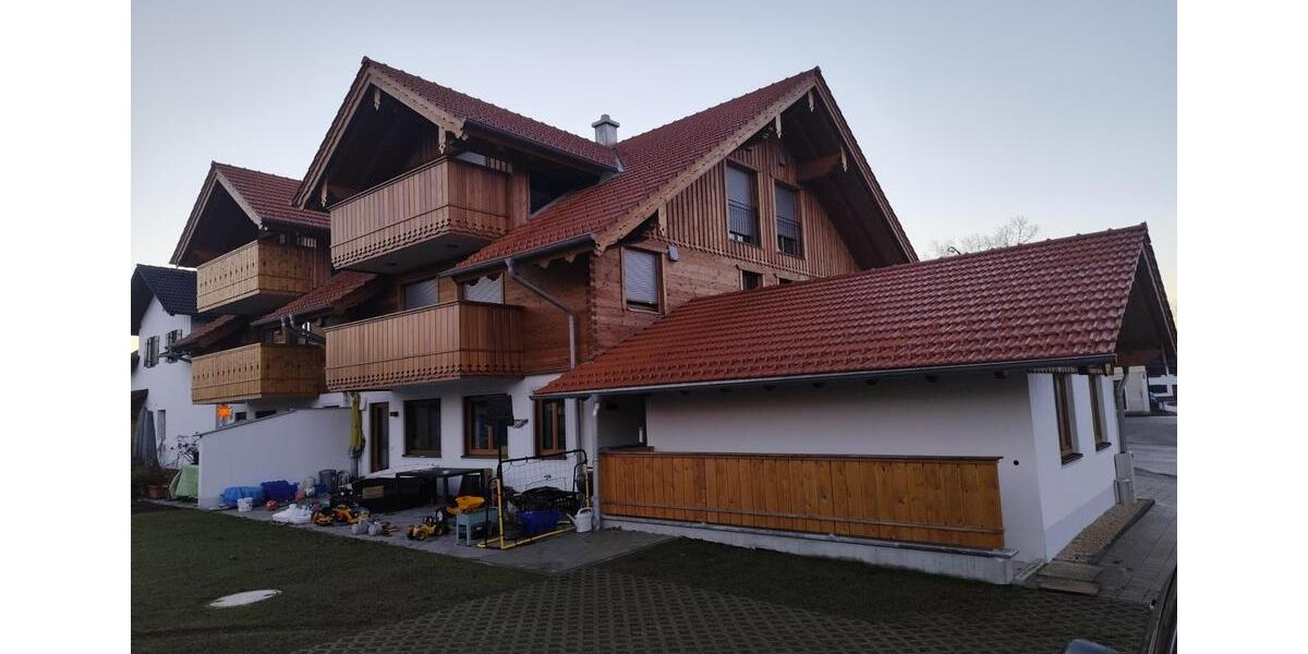 Doppelhaushälfte Antdorf - 8 Zimmer, 250 m&sup2;, 2.950&euro; | Angebot:24710223