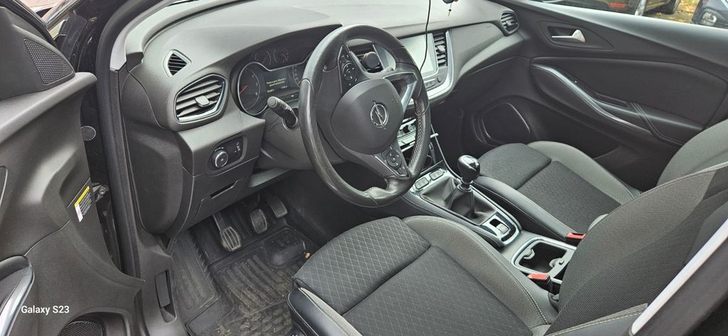 Opel Grandland (X) 57.000 km 14.800 € Hanau 63454