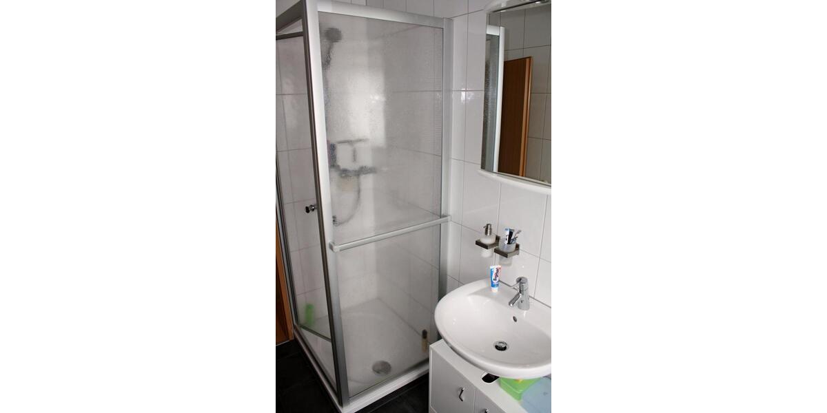 Dachgeschoßwohnung Castrop-Rauxel Becklem - 3.5 Zimmer, 80 m&sup2;, 680&euro; | Angebot:26268770