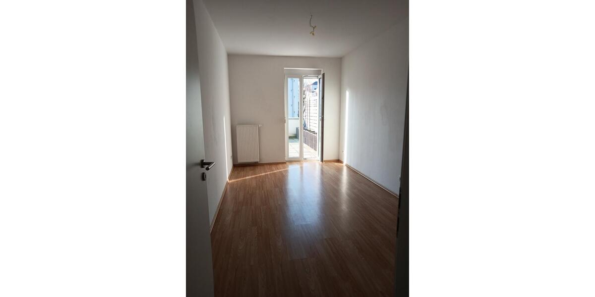 Schicke 3 Zimmer Wohnung mit WanneTageslichtbadWohnküche und großer Terrasse! #Seume39 3 zimmer