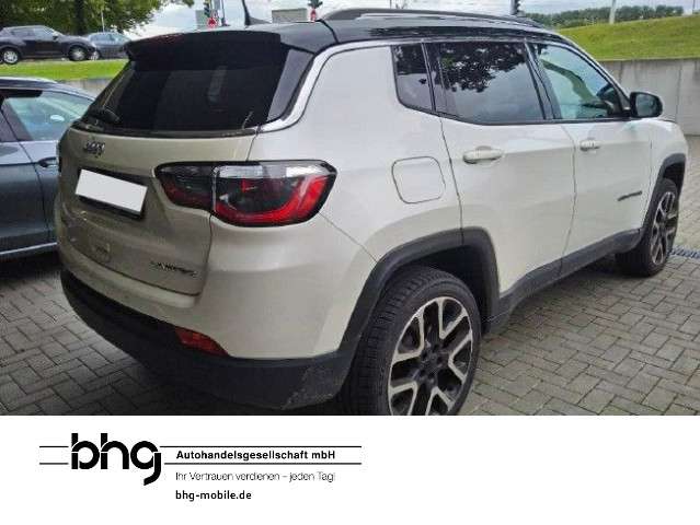Jeep Compass 118.145 km 15.430 € Bühl 77815