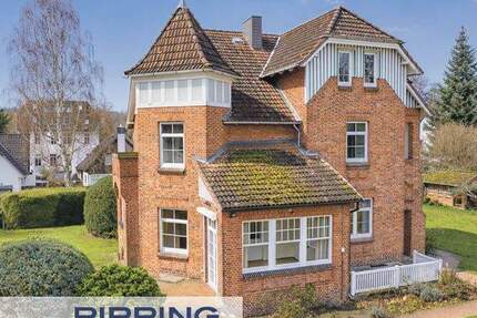 Haus Wentorf bei Hamburg - 8 Zimmer, 334 m&sup2;, 1.500.000&euro; | Angebot:25769855