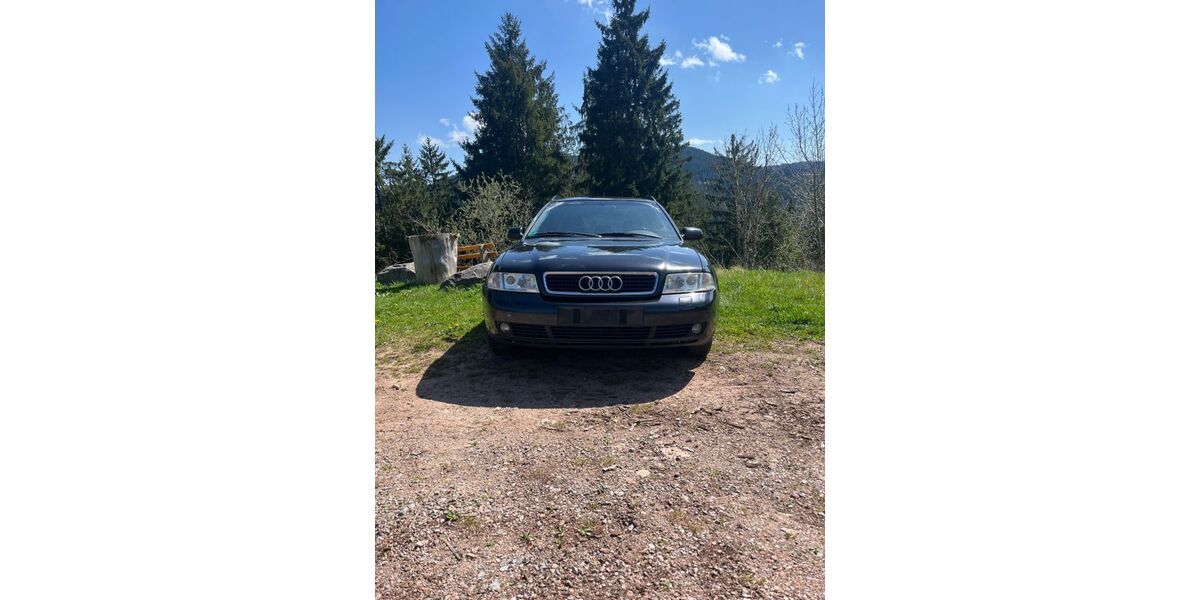 Audi A4 233.000 km 2.600 &euro; Schramberg 78713